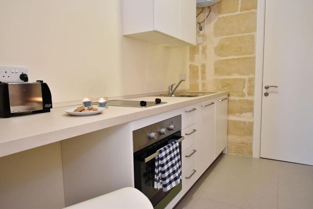 Vallettastay - Lucky Star Studio Apartment 302 エクステリア 写真